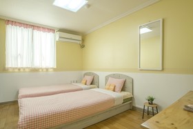 Dalkom Myeongdong Guesthouse