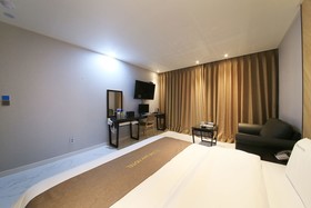 Dobong The Day Hotel