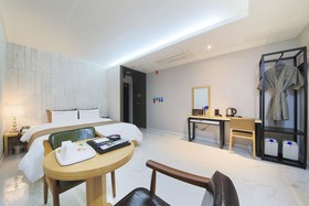 Dobong The Day Hotel