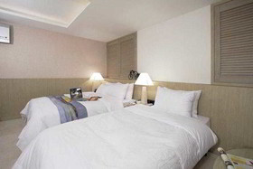 Dodo Tourist Hotel