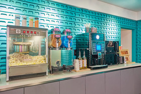 Doksan Hotel In Cafe