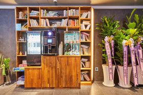 Doksan Hotel In Cafe