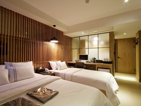Donggyeong Hotel