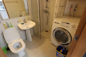 Donggyo-dong Paradisertel