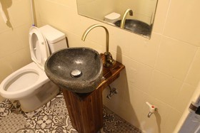 Dustin Guesthouse Hostel