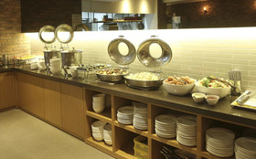 E-Hotel