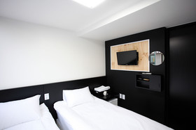 Ekonomy Hotel Myeongdong Premier