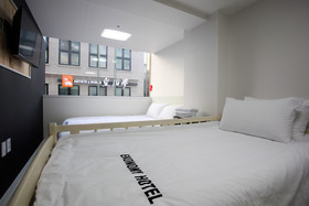 Ekonomy Hotel Myeongdong Premier