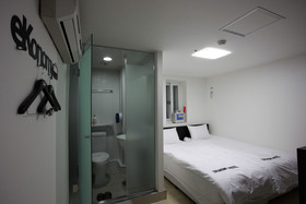 Ekonomy Hotel Myeongdong Premier