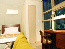 EZ Rent House Residence