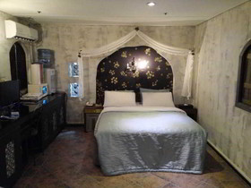 Film 37.2 Hotel