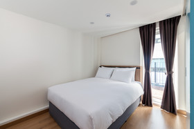 First Stay Hotel