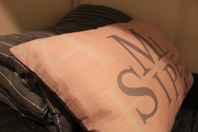 U Guesthouse Hongdae - Female Only