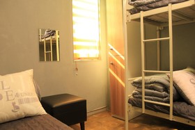 U Guesthouse Hongdae - Female Only