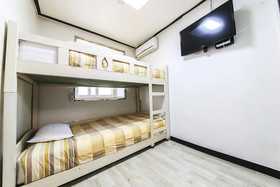 Fully Hong Hostel Insadong