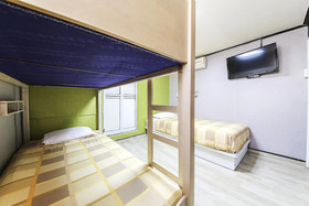 Fully Hong Hostel Insadong