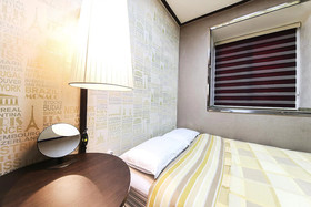 Fully Hong Hostel Insadong