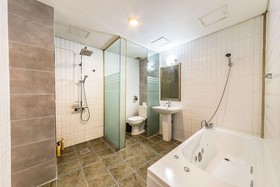 Gallerya Hotel