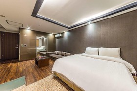 Gallerya Hotel