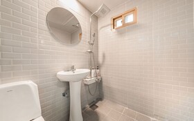 Gangseo Bank Motel