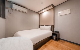 Gangseo Bank Motel