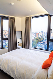 Glue Hotel