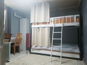 Gold Hill Guesthouse Hostel