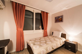 Gold Hill Guesthouse Hostel