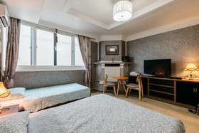 Gold Hill Guesthouse Hostel