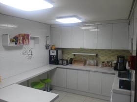 Goodstay Tomo Residence