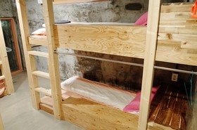 Guesthouse H