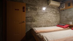 Guesthouse H
