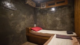 Guesthouse H