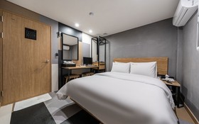 Guui Box Hotel
