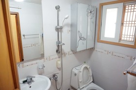 Han Hanok Guesthouse