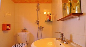 Han OK Guest House 201