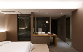 H Hotel