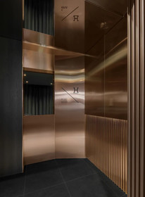 H Hotel