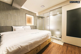Hotel27