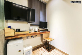Hotel27