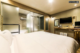 Hotel27