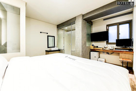 Hotel27