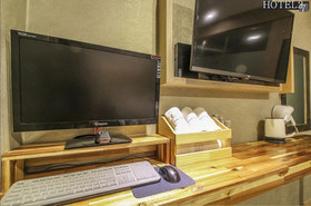Hotel27