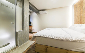 Hotel27