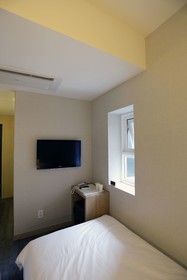 Hotel 8 Hours