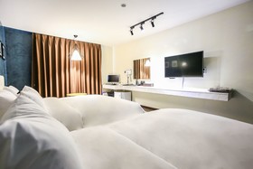 Hotel 9 in Dongdaemoon