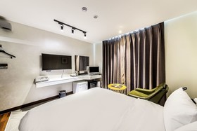 Hotel 9 in Dongdaemoon