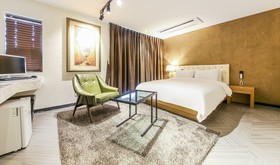 Hotel 9 in Dongdaemoon