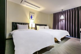Hotel 9 in Dongdaemoon