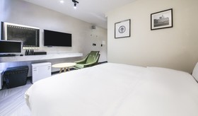 Hotel 9 in Dongdaemoon